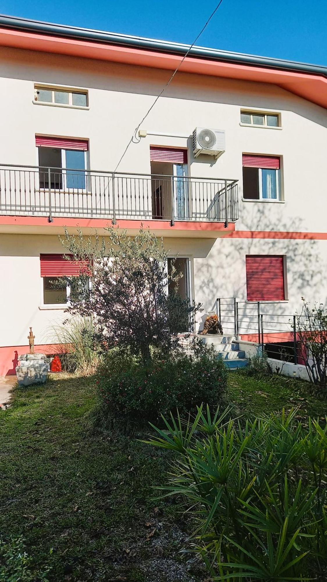 Casa Ortensia Holiday home *